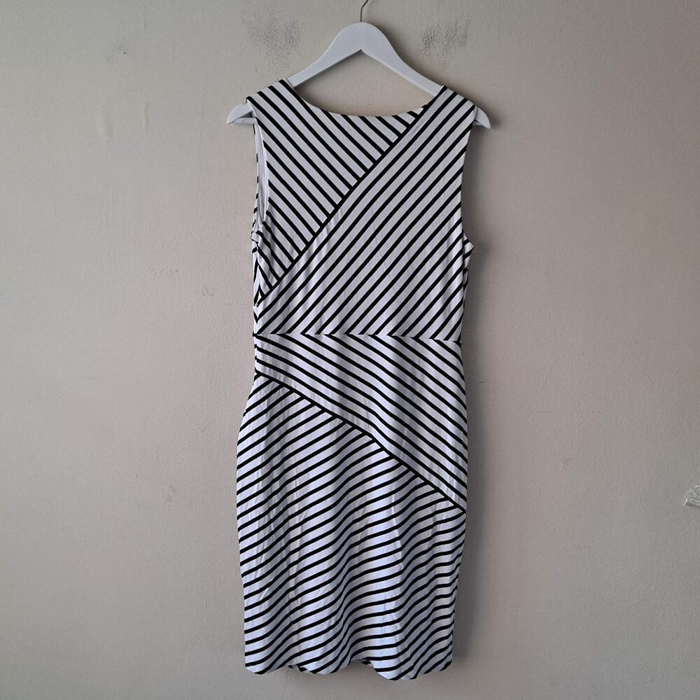 White House Black Market Sleeveless Stripe Surplice Sheath Dress White Black 12 - Picture 7 of 15